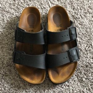Black Arizona Birkenstocks 37